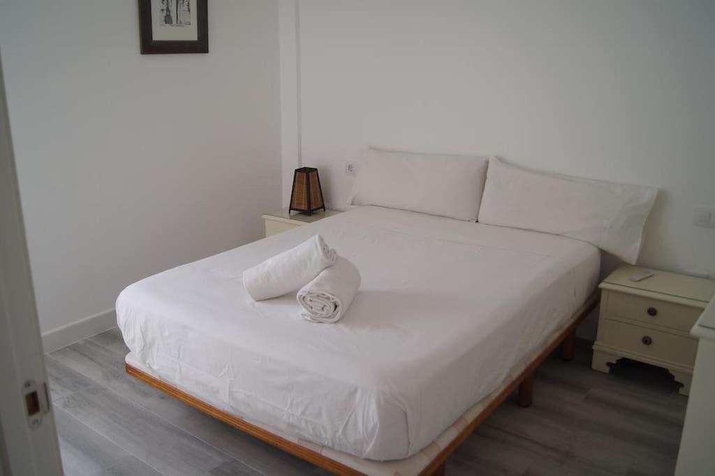 Roch - Stylish Apartment Near Metro 塞维利亚 外观 照片